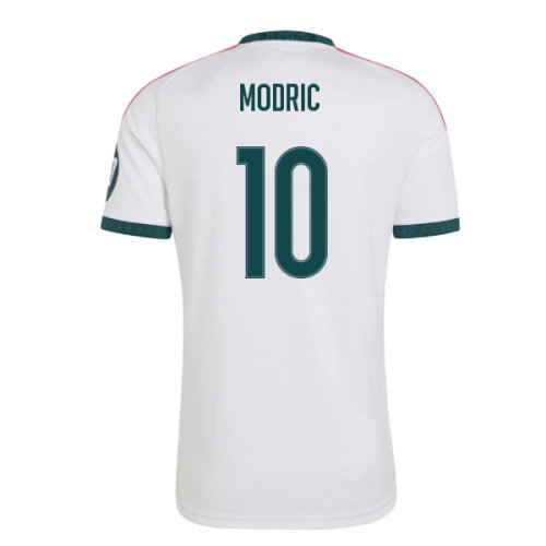 Форма Лука Модрич — фамилия MODRIC № 10